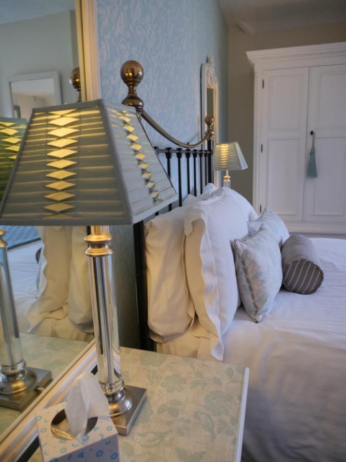 Windrush House Bed & Breakfast Бродуей Екстериор снимка