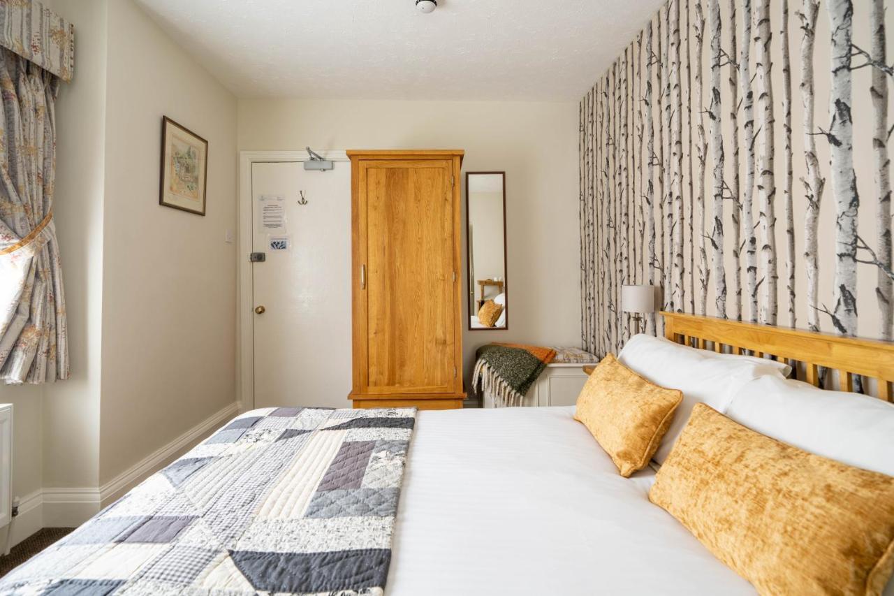 Windrush House Bed & Breakfast Бродуей Екстериор снимка